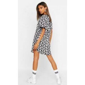 Women's Boohoo Monochrome Chiffon Woven Black & White Mini Shift Dress Size 12